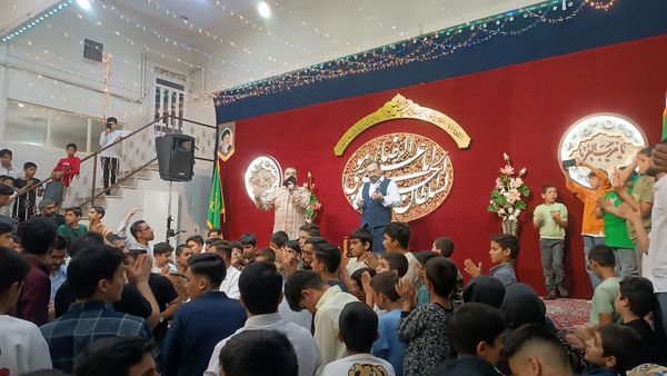 جشن میلاد امام رضا (ع) در مسجد الرضای نیشابور 