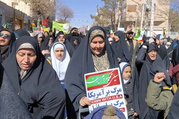 راهپیمایی ۲۲ بهمن در چهل و ششمین سالگرد پیروزی شکوهمند انقلاب اسلامی در شهرستان آباده