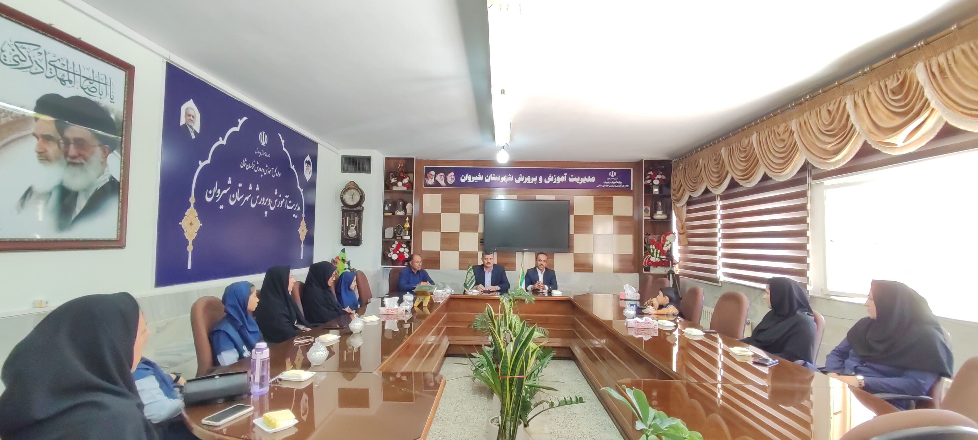 تجلیل مدیر آموزش و پرورش شهرستان شیروان از خبرنگاران پانا