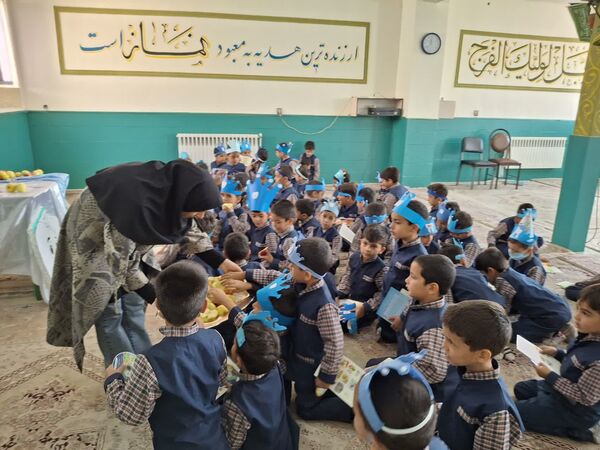 جشن آموزشی «دندان شش» در دبستان حضرت قاسم‌ابن‌الحسن(ع)