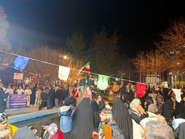 گلبانک الله اکبر در پارک‌کودک خیابان امام شهرستان کاشمر 