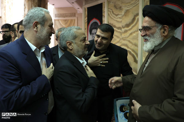مراسم گرامیداشت قائد امت و دومین سالگرد شهدای خدمت