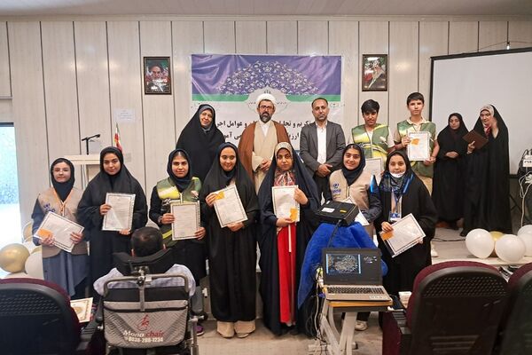 تقدیر از دانش‌آموز خبرنگاران فعال پانا در رودهن 