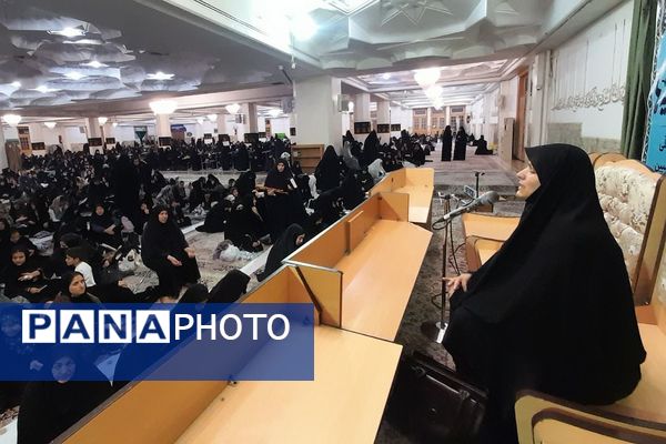 برگزاری مراسم احیا و افطاری در حرم مطهر حضرت معصومه 