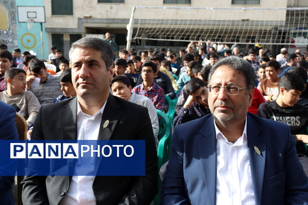 مراسم چهارشنبه‌های امام رضایی در مدرسه پیام غدیر آموزش و پرورش منطقه 14 تهران 