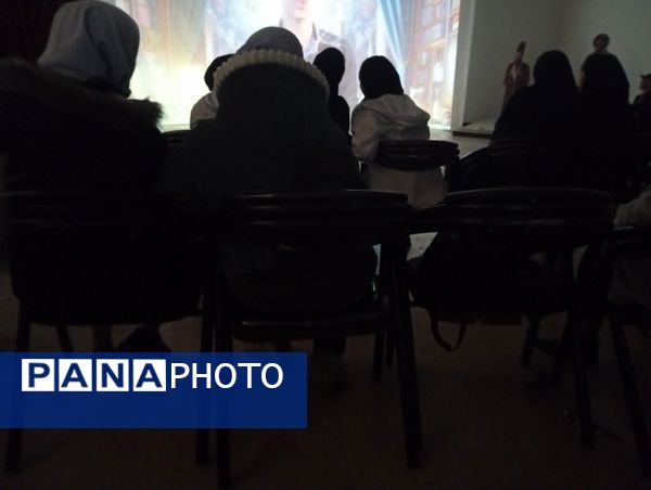 بازدید دانش‌آموزان پایه نهم سروقد از باغ موزه مشهد