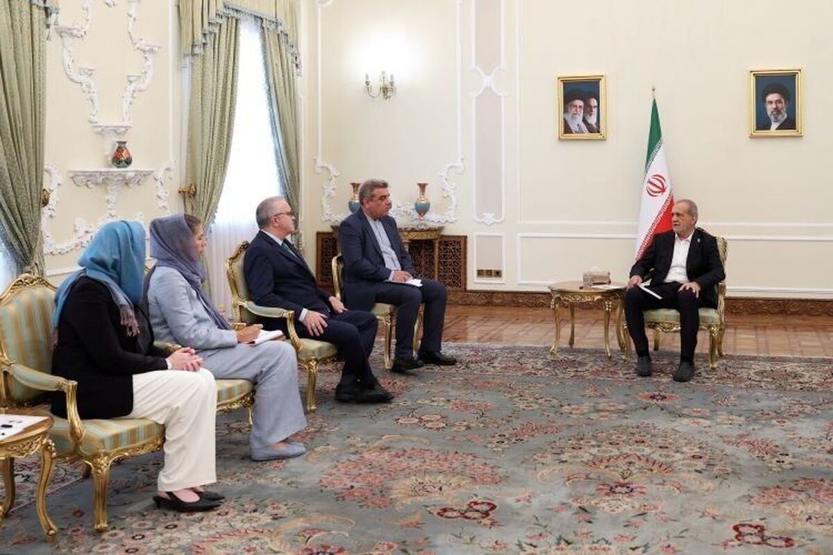 پزشکیان: جمهوری اسلامی ایران خواهان توسعه روابط با ایرلند و گسترش تعاملات با اروپا است
