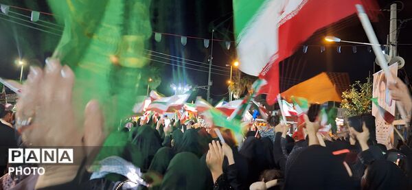 حضور حماسی و پرشکوه مردم شهید پرور پلدختر در شب سی و چهارم