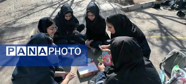 اردوی درون‌مدرسه‌ای و جشن میلاد امام زمان (عج) در دبستان برازنده مقدم ۱