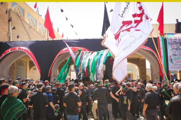 مراسم عاشورای حسینی در مشهد اردهال کاشان