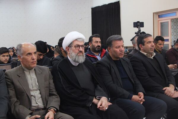 همایش اختتامیه دومین رویداد تولید محتوای دیجیتال و همایش تجلیل از فعالان فضای مجازی شهرستان بن