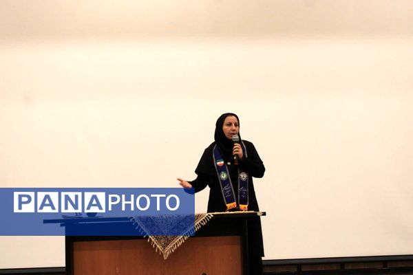 دوره توانمندسازی مربیان پیشتازان گچساران 