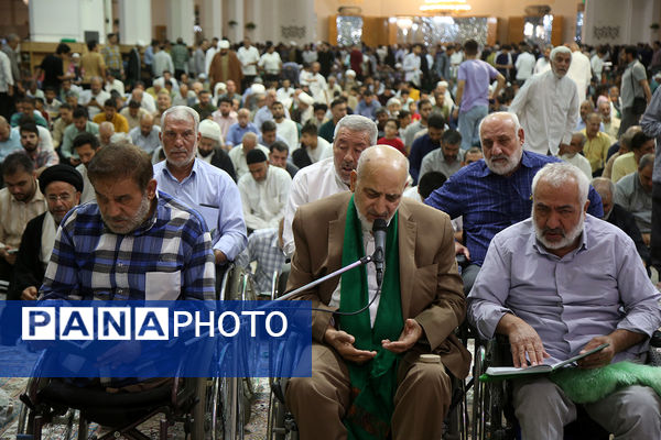 مراسم جشن میلاد پیامبر اکرم(ص) و امام جعفر صادق(ع) در حرم حضرت معصومه(س)