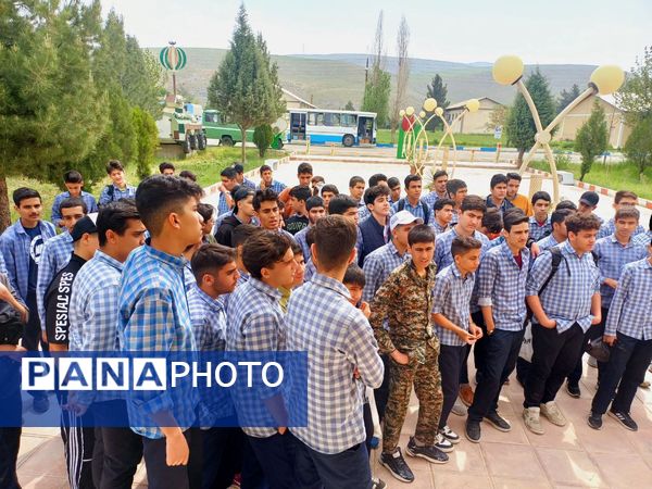 اردوی آموزشی تیراندازی و بازدید از موزه و مزار شهدای گمنام در شهرستان بروجرد