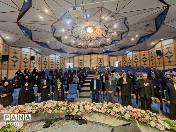 مدارس کانون پویندگی در عرصه تعلیم و تربیت هستند