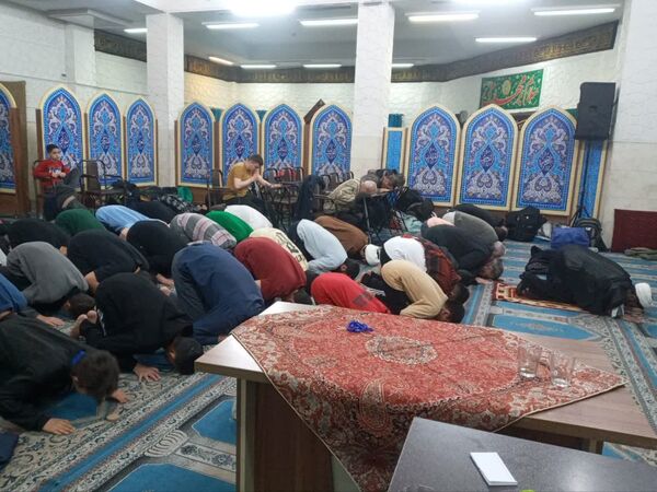 حضور پر شور دانش‌آموزان تهرانی در مراسم معنوی اعتکاف