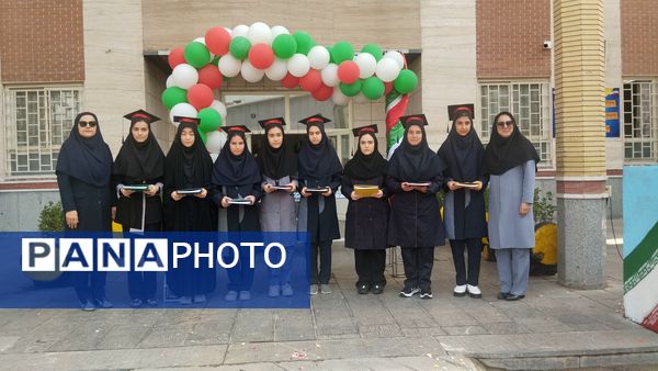 جشن شادمانی و آینده نگری در مدرسه ذبیح الله هوشیار ناحیه ۱ مشهد