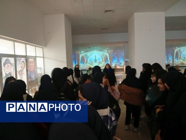 بازدید دانش‌آموزان پایه نهم سروقد از باغ موزه مشهد