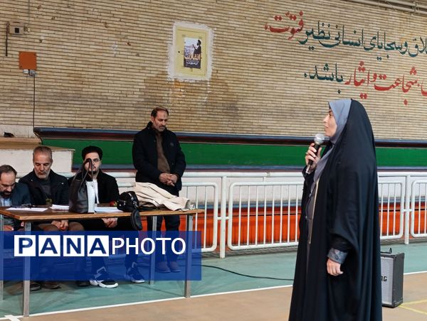  اردوی مهارتی تشکیلاتی مربیان پیشتاز سازمان دانش‌آموزی شاهین شهر