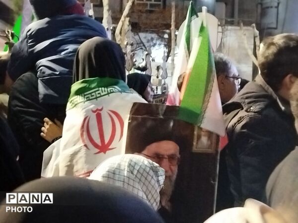 قلب کرمانی‌ها برای ایران می‌تپد
