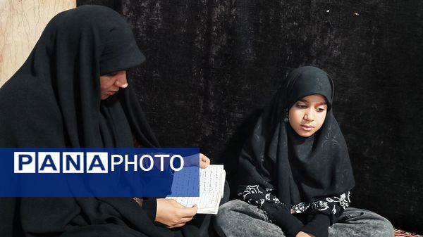 جشن میلاد حضرت زینب(س) با حضور پرشور مردم یاسوج در حرم امامزاده عبدالله(ع) 