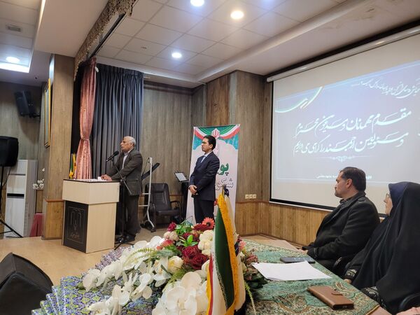 جلسه روسای انجمن مدار ناحیه سه در دبستان مصلی نژاد حضرت زینب
