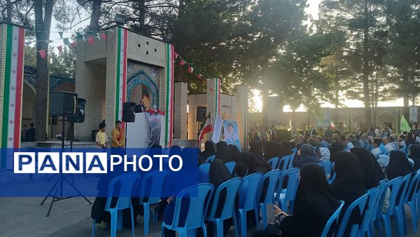 مراسم غبارروبی لاله زار شهرستان نیشابور به مناسبت گرامیداشت هفته معلم 