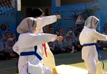 برگزاری المپیاد ورزشی درون مدرسه ای در دبستان حاتم ناحیه دو شهرری 