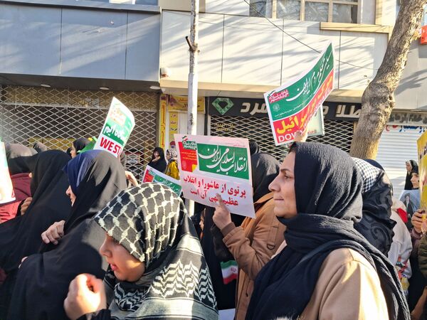 راهپیمایی میثاق با ولایت و محکوم نمودن اغتشاشات گروه های تروریستی در کاشمر