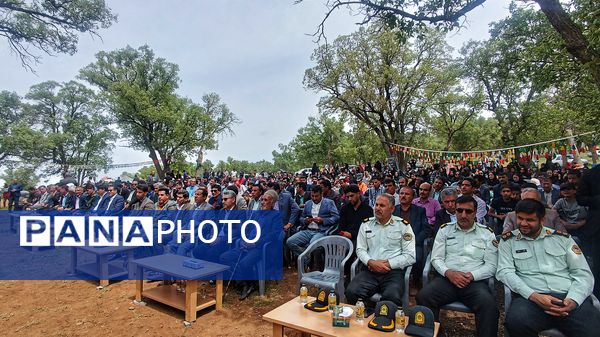 جشن باشکوه بزرگداشت مقام معلم در شهرستان مارگون