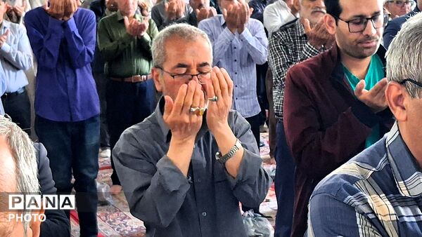 اقامه نماز باران در کاشمر
