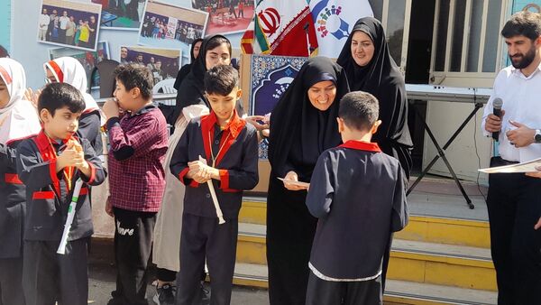 اختتامیه طرح «میدان پویا» در مدرسه استثنایی نابینایان پویا