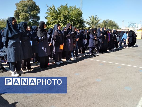 روز ۱۳ آبان، روز استکبار ستیزی در دبیرستان عرفان