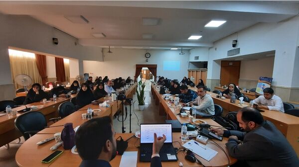 کارگاه‌های برنامه جامع تربیت پژوهشگر در پژوهشکده عباس زادگان مشهد 