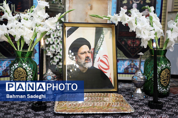 بزرگداشت شهدای خدمت با حضور وزیر آموزش و پرورش