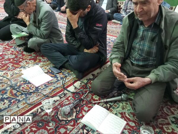 قرائت دعای ندبه در نیشابور