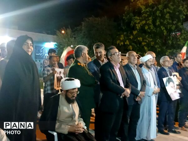 قرار شبانه  مردم شهرستان مه ولات همزمان با عید سعید غدیر و رحلت امام خمینی (ره)