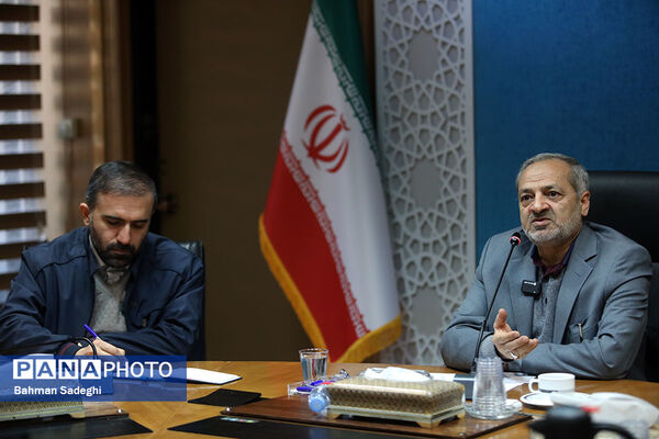 دیدار وزیر آموزش و پرورش با مسئولان اتحادیه انجمن‌های اسلامی دانش‌آموزی سراسر کشور