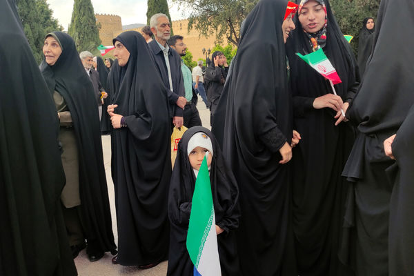 اسرائیل! فریاد کودکان ایران را بشنو