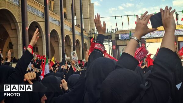 سوگ ملی در وداع با رهبر انقلاب 