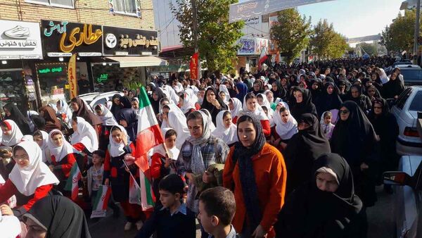 راهپیمایی ۱۳ آبان در منطقه رحیم‌آباد