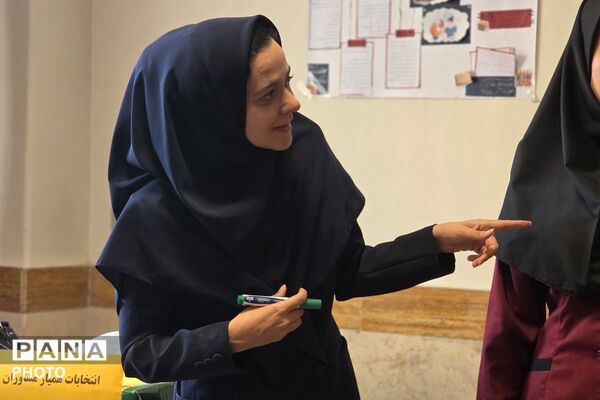 هفته سلامت روان در هنرستان کبری زرگران ملارد 