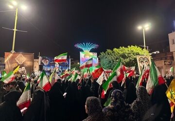 شکوه پیوند عشق حسینی و یادمان شهدا در میناب