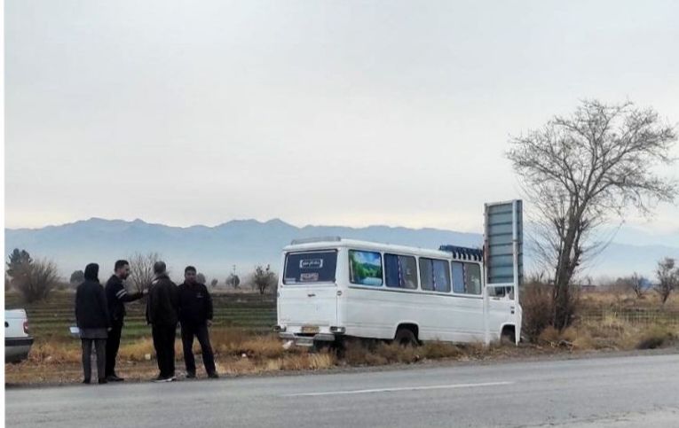 اعلام نتیجه اولیه بررسی حادثه سرویس دانش‌آموزی در شهرستان فیروزه