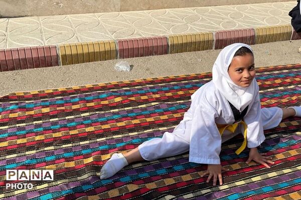 تجلیل از دانش‌آموزان توانمند دبستان «نشر علم» در هفته تربیت بدنی و ورزش