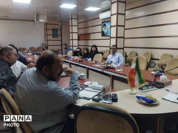 نشست خبری اصحاب رسانه نیشابور با فرمانده ناحیه مقاومت بسیج سپاه 