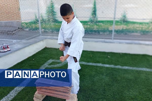 افتتاح زمین چمن مدرسه امام رضا(ع) پردیس