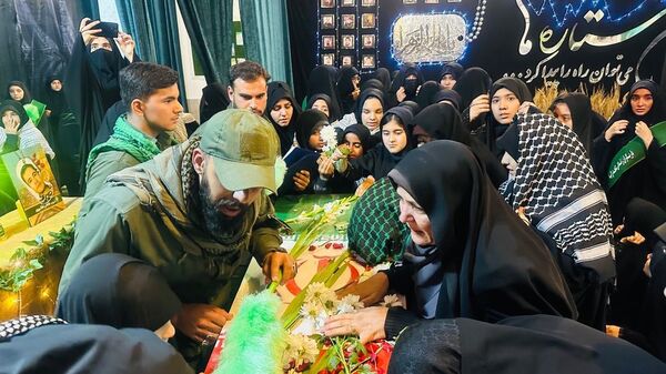 شهدای گمنام نماد مقاومت، شجاعت و ایثار ملت ایران هستند 
