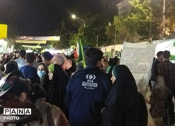 مهمانی کیلومتری غدیر در نیشابور 