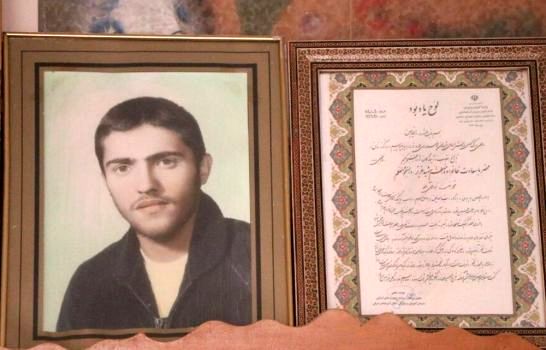 روایتی از معلم شهیدی که دانش‌آموزان روستایی را به شهربازی برد